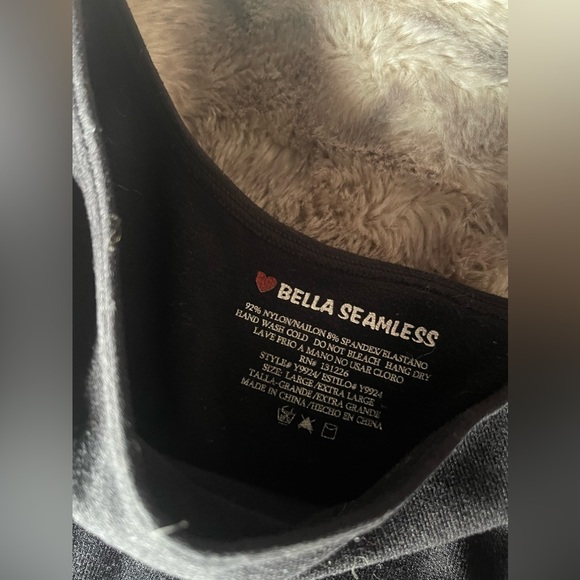 Bella Seemless Onepiece - Picture 2 of 2